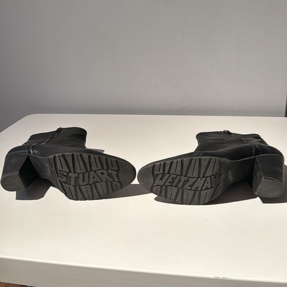 STUART WEITZMAN BLACK CHUNKY HEEL ZIPPER SOFT LEATHER BOOTIES SIZE 7 - Picture 4 of 6